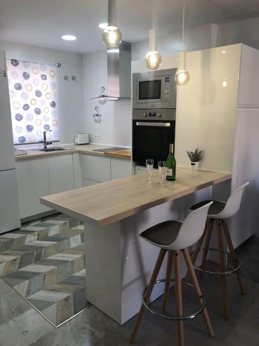 Encantador Apartamento Residencial Con Piscina Τορρεμολίνος Εξωτερικό φωτογραφία