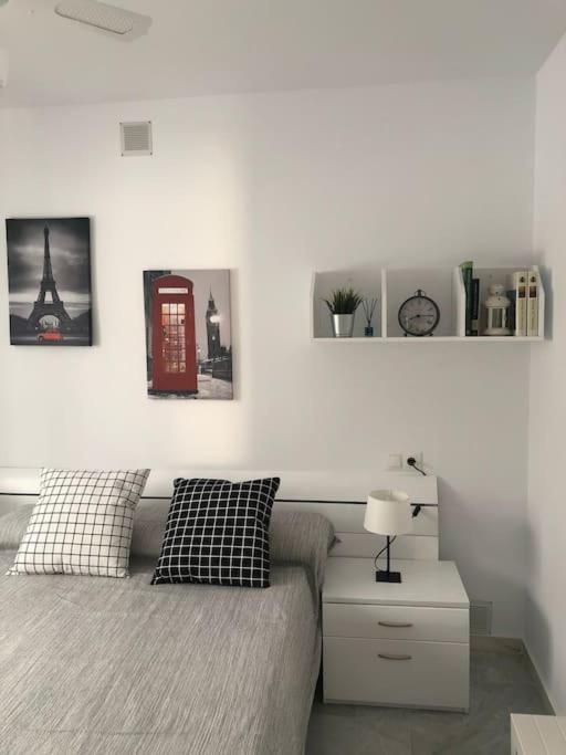 Encantador Apartamento Residencial Con Piscina Τορρεμολίνος Εξωτερικό φωτογραφία
