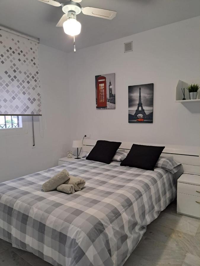 Encantador Apartamento Residencial Con Piscina Τορρεμολίνος Εξωτερικό φωτογραφία